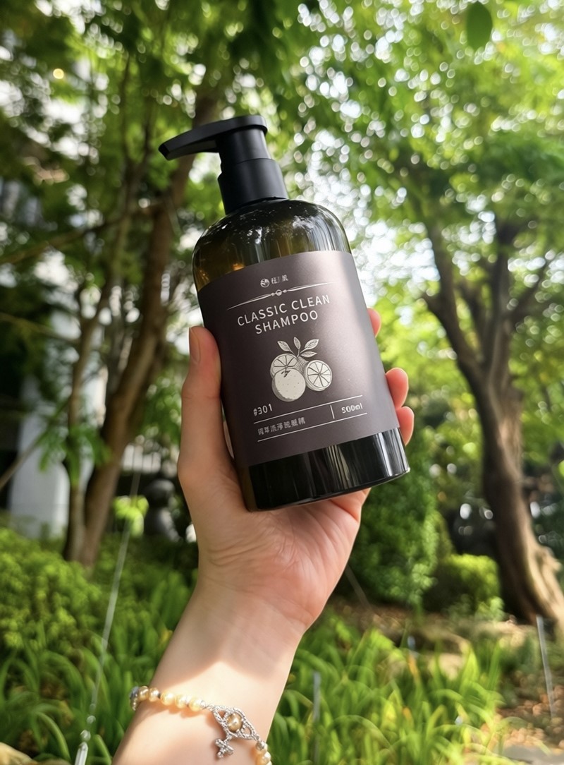 女人知己試用大隊,口碑行銷,部落客行銷,Flora Floral花葉純萃洗淨洗髮精,頭皮專用洗髮精,胺基酸洗髮精,弱酸性洗髮精,零矽靈,頭皮淨化,頭皮清潔,花葉頭皮養護,301純萃洗淨洗髮精,302純萃洗淨洗髮精,沙龍級洗髮精,頭皮養護專家溫和清潔